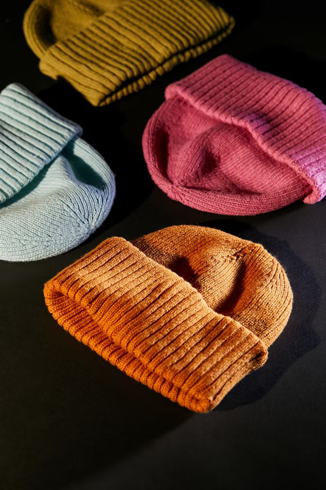 Chloe Tall Ribbed Beanie | Urban Outfitters (US and RoW)