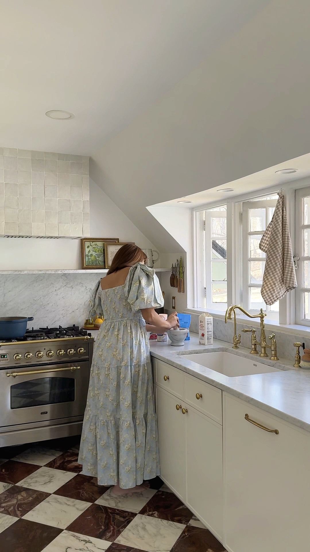 Easy spring dessert ♥️🌸🌷 #easydessert #spring #kitchenfinds

#LTKSeasonal #LTKHome #LTKSpringSale