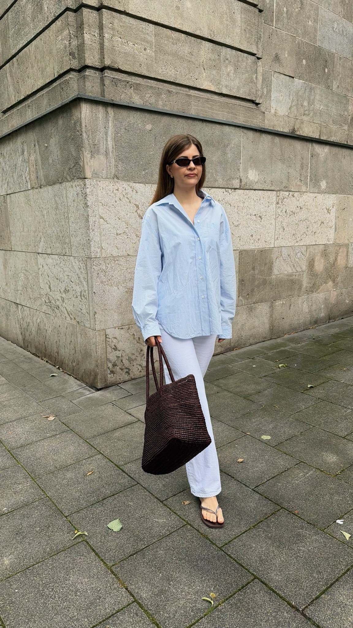 Effortless summer style & a pop of color 🩵

#LTKeurope #LTKsummer #LTKstyletip