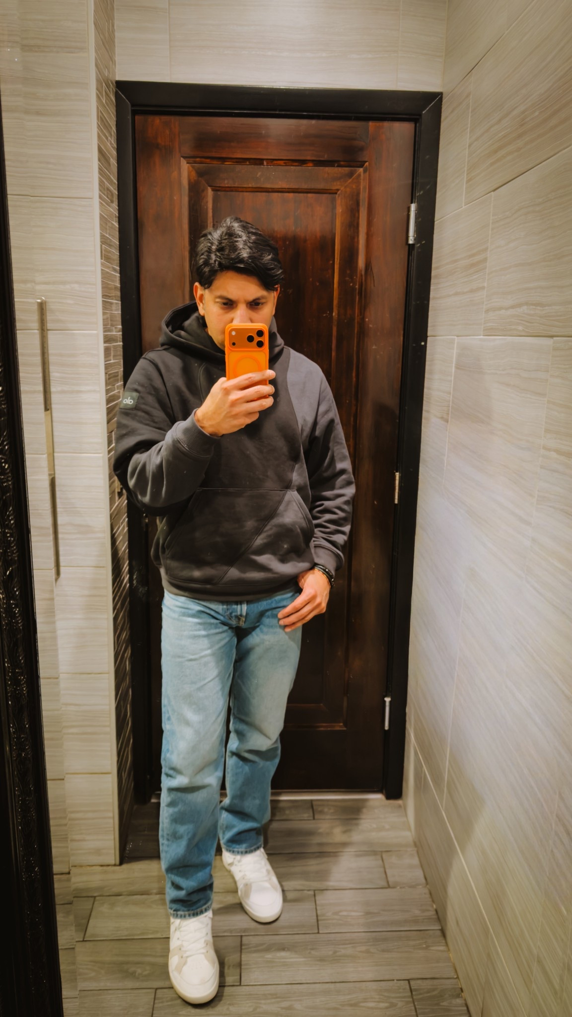 Clean. Cozy. Low-key drippy. 😌

Alo on top, A&F on the vibe, ON the move.
This is the “I didn’t try, but still snapped” fit.

Comfort level: 100
Style level: also 100

If you’re trying to upgrade your everyday hoodie-jeans-sneakers combo… this is it.
Grab the exact pieces from the link before your size disappears. 👇

#LTKvlog #LTKMens #LTKOver40