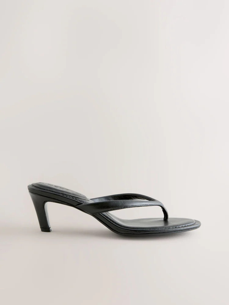 Schwarz - Forever Comfort\u00ae Round Toe Leather Toe Post Heels | Next EU
