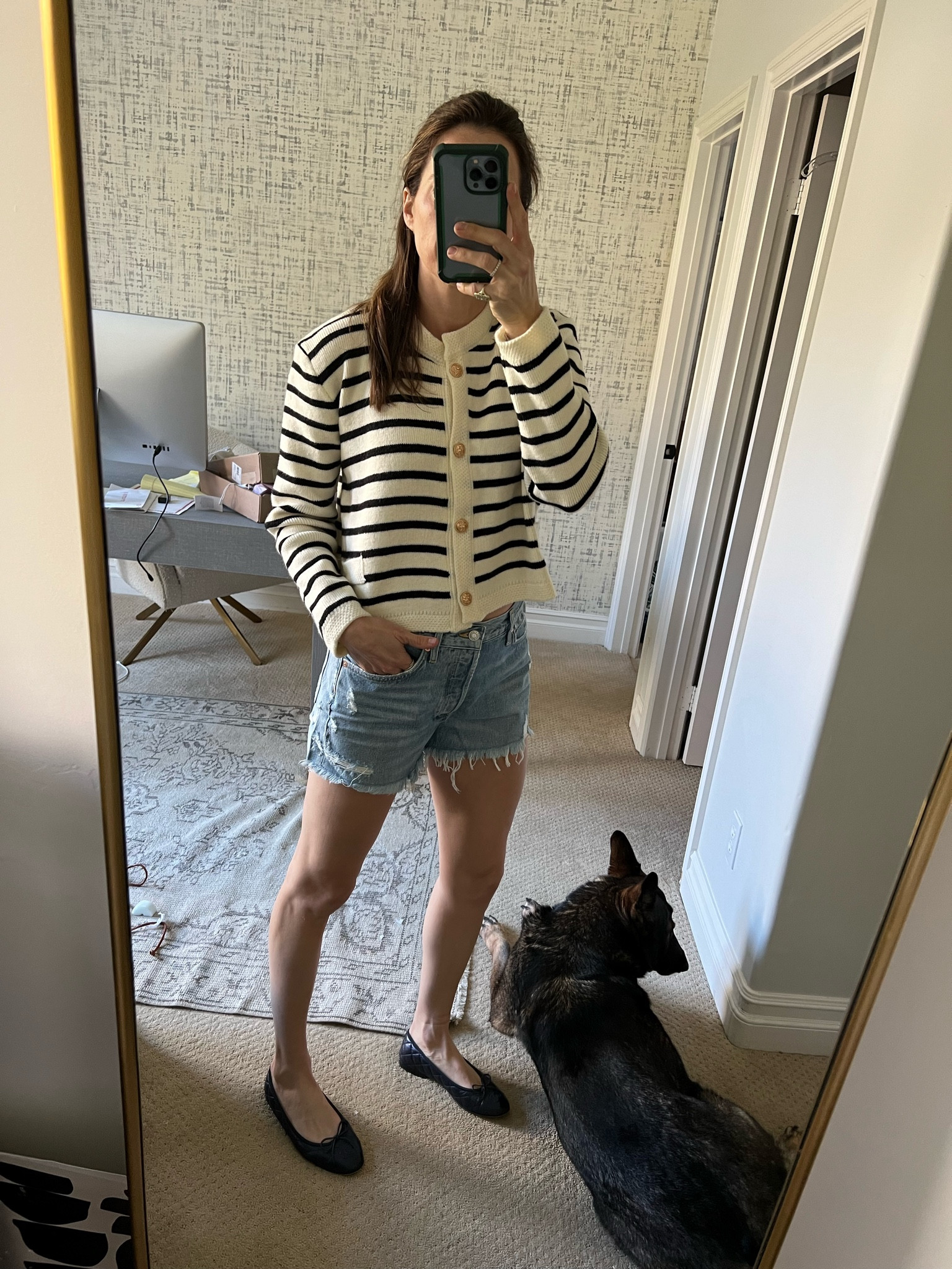 New Friday Five blogpost is up on thenavyandorange.com 🩵🧡💙 

These posts are supposed to be fun and light with a list of five random things I’m loving right now. Trying, trying, trying to get more consistent with posting on there. But definitely don’t want to post just to post. That is what tiktok is for, am I right??

I will link some items I shared on the blog post on the LtK app, for easy referral. But check out the blog for what made the list this week.  (And yea, I e already drafted next week’s so I attempt to hold myself to this schedule! ) 

#LTKSeasonal #LTKunder100 #LTKtravel