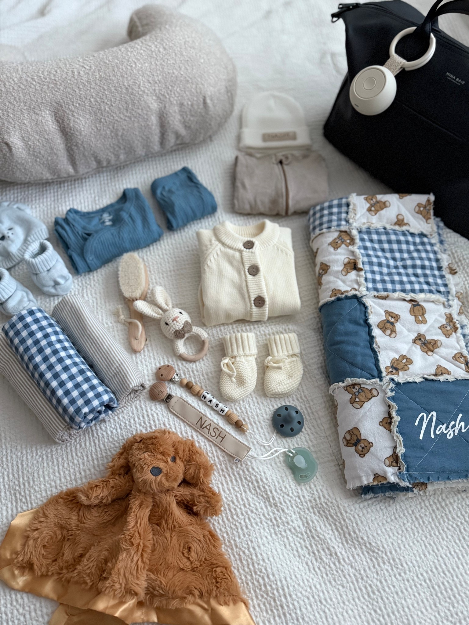 nash’s hospital bag 🤍