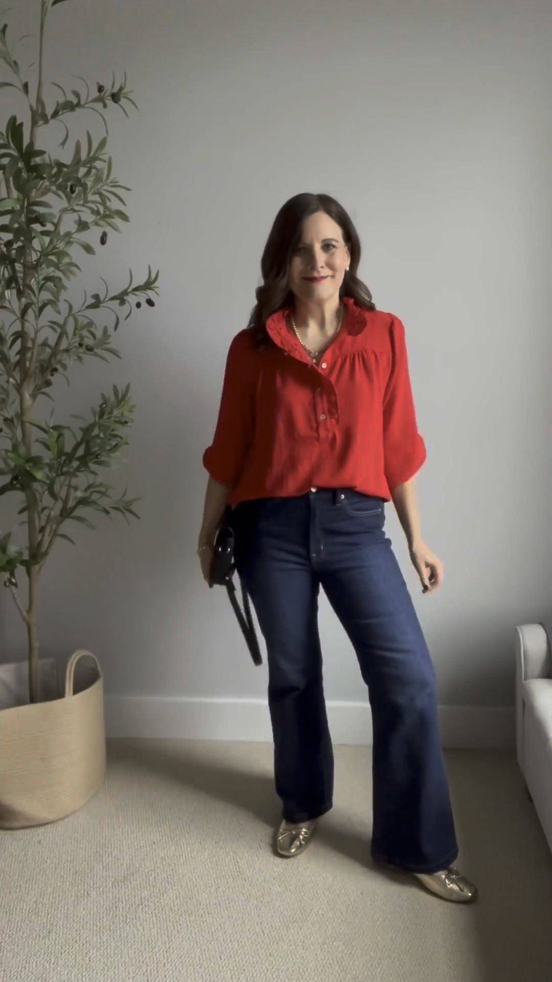 I adore this red ruffleneck  blouse from Social Threads. It has total Tuckernuck vibes but at half the price. Wear it untucked to cover your rear or tucked in with black pants or jeans. I’m wearing it in a small. These Gap flare jeans are in constant rotation. I sized up in the short length for flats.
 

 

#LTKHoliday #LTKCyberWeek #LTKOver40