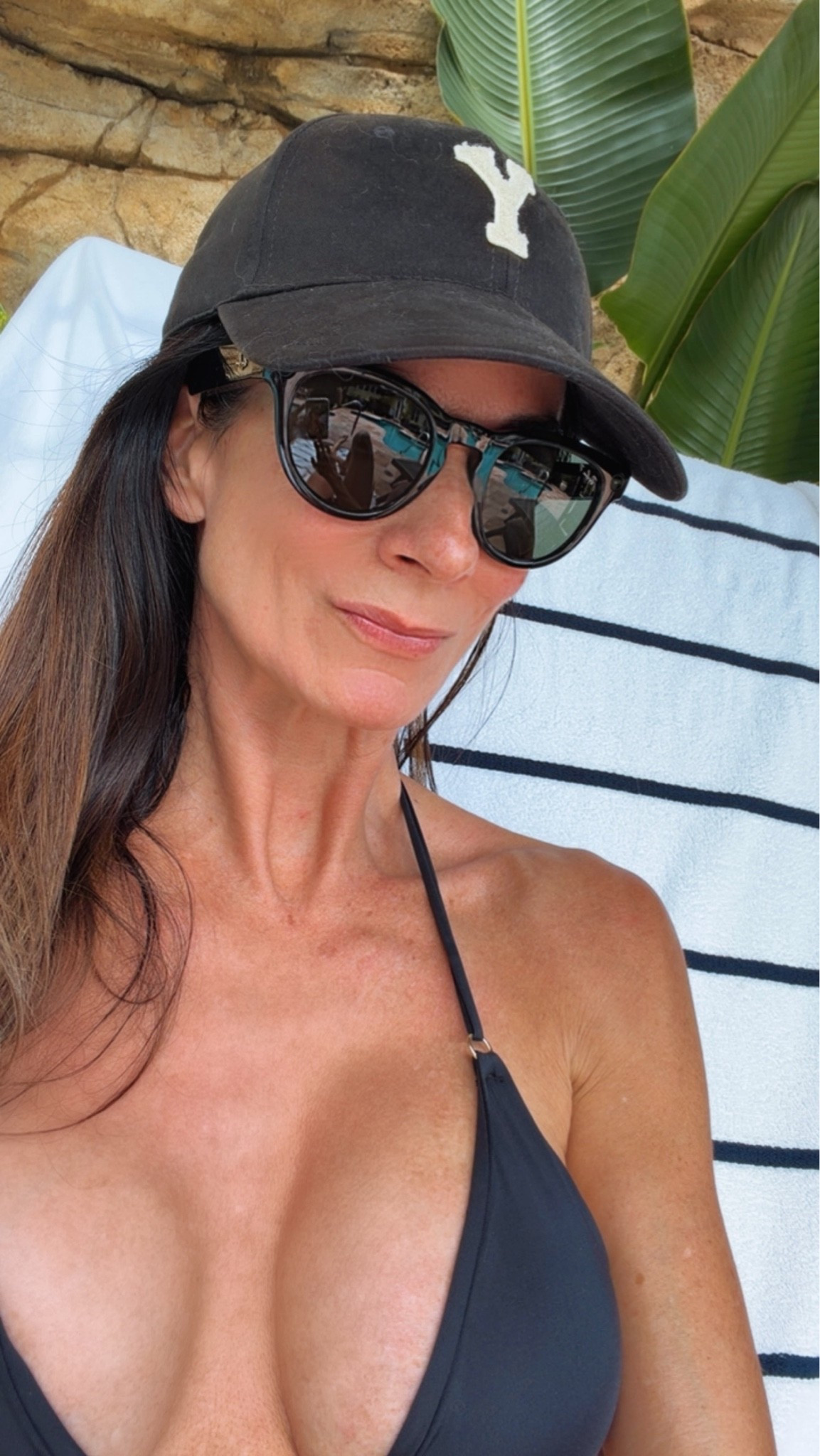 POV: You disappear for an hour on a Monday and suddenly everything feels a little less chaotic. ☀️🤍

Stealing a midday break for a little spa time, a little pool time, and a whole lot of “I’ll answer that email later.” 😌

Because taking care of yourself isn’t being lazy… it’s how you show up better for everything else.

Now excuse me while I soak up the sunshine for just a little longer. 💦✨

#MondayMood #SpaDay #PoolSideVibes #SelfCareMonday #ResortStyle #RelaxRecharge #SunshineState #NicoleColeeStyle

#LTKdayinmylife #LTKgrwm #LTKootd