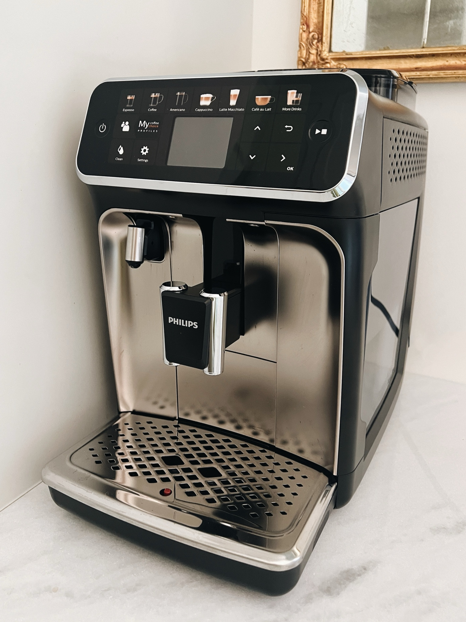 Coffee maker, latte maker, custom coffee machine, Phillips coffee machine 

#LTKHome