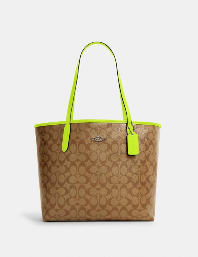 City Tote in Signature Canvas | Coach Outlet