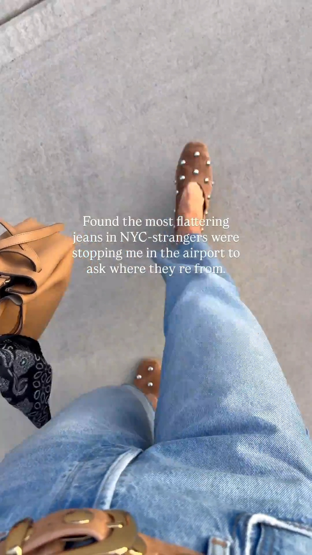 These jeans are so good. I'm wearing a size 25 and they fit true to size.

#LTKootd