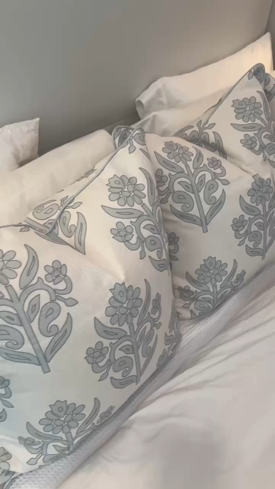 Naples pillow from Jillien harbor. Blue and white pillow, grey and white pillow, print pattern pillow, decorative throw pillows, classic home, Grandmillennial home

#LTKHome #LTKFindsUnder50