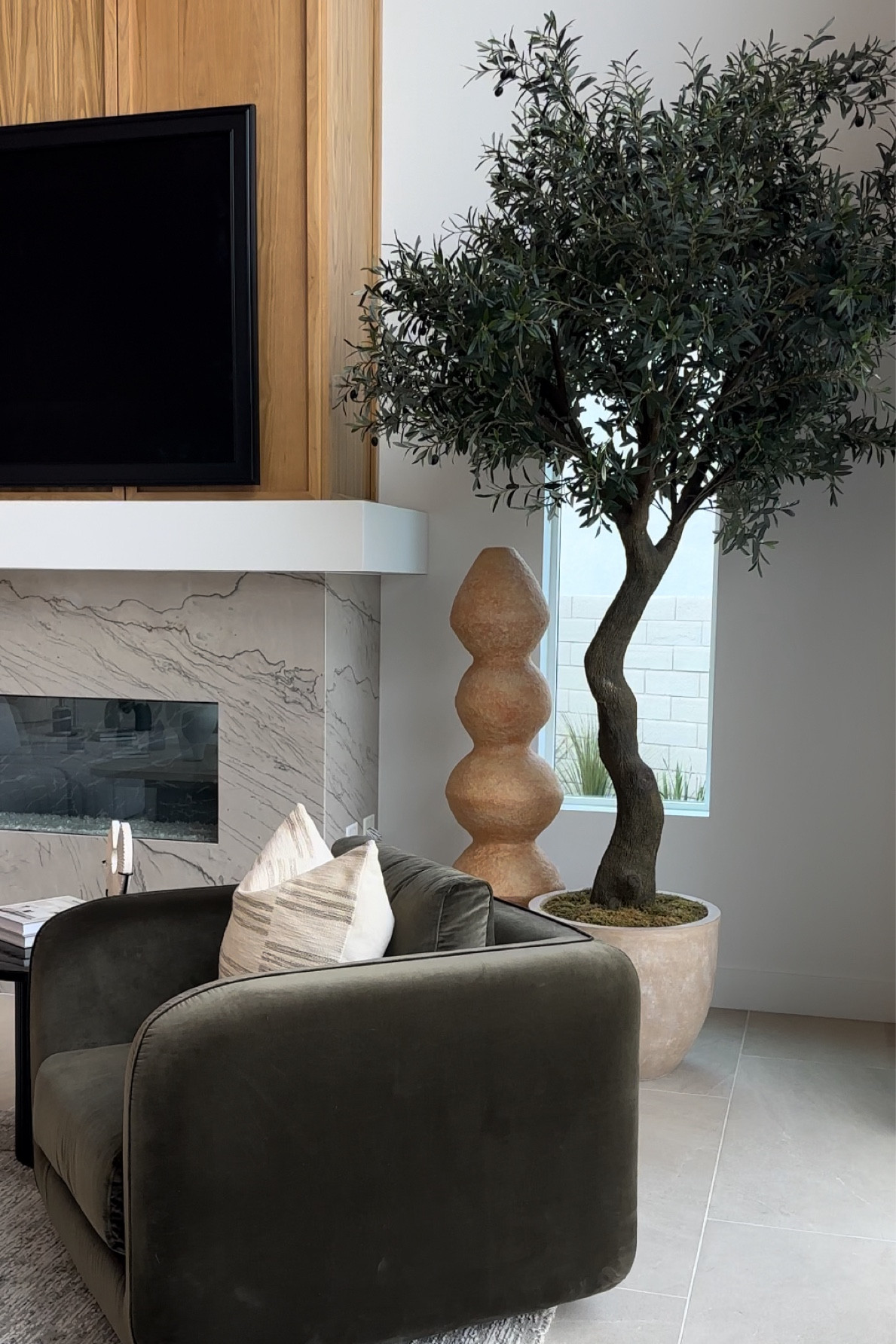 The perfect accent chair /olive tree✔️

#LTKHome