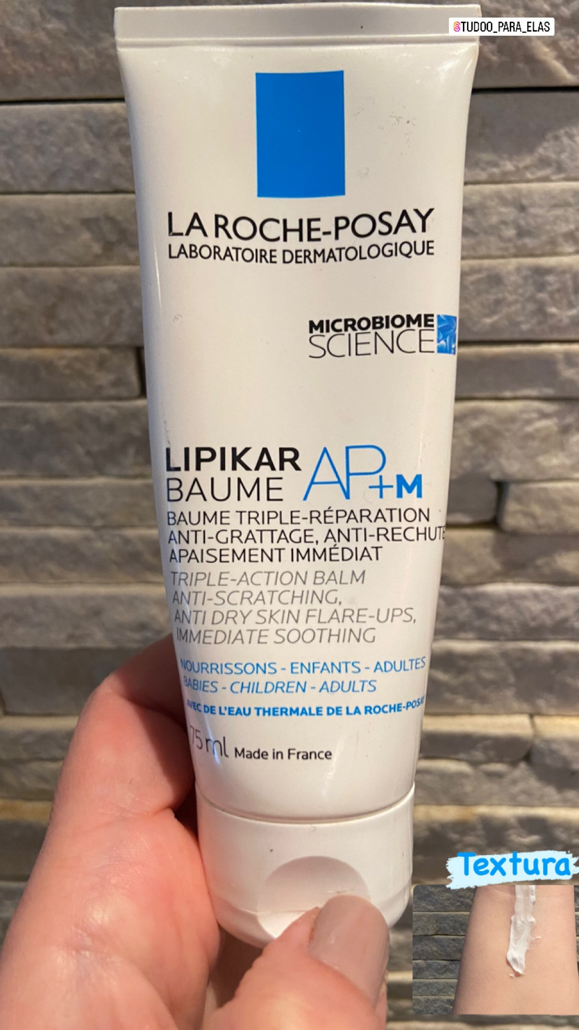 Creme Hidratante La Roche-Posay Lipikar Baume AP+M 

Essa belezura de creme de rápida absorção, possui hidratação imediata, nutre e restaura a barreira da pele.
Proporciona hidratação intensa e duradoura, reduz as crises de ressecamento intenso e anti-coceira. 
Pode ser aplicado no rosto e corpo.
Indicado para peles secas ou ressecadas.


#LTKAcademy

#LTKFind #LTKU #LTKbrasil