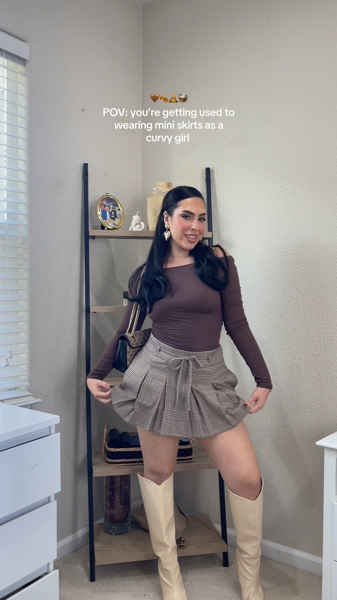 Mini skirt brown outfit inspo 🤎✨🫶🏻 

#LTKFindsUnder50 #LTKHoliday #LTKStyleTip