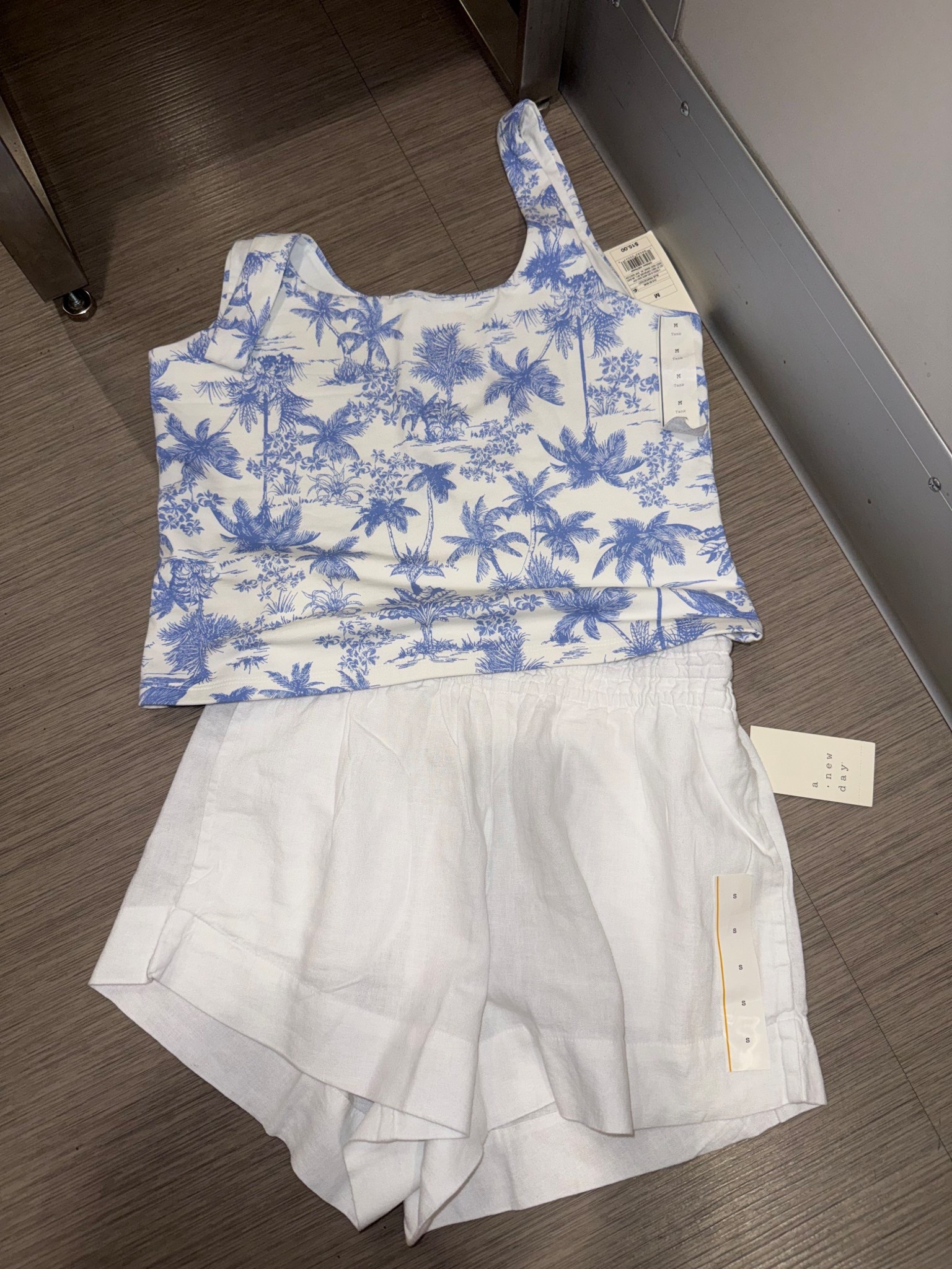 Target understood the assignment with these pieces 👏
Affordable, flattering, and perfect for everyday outfits. These WILL sell out — linking everything before sizes disappear!

#LTKootd #LTKmomlife