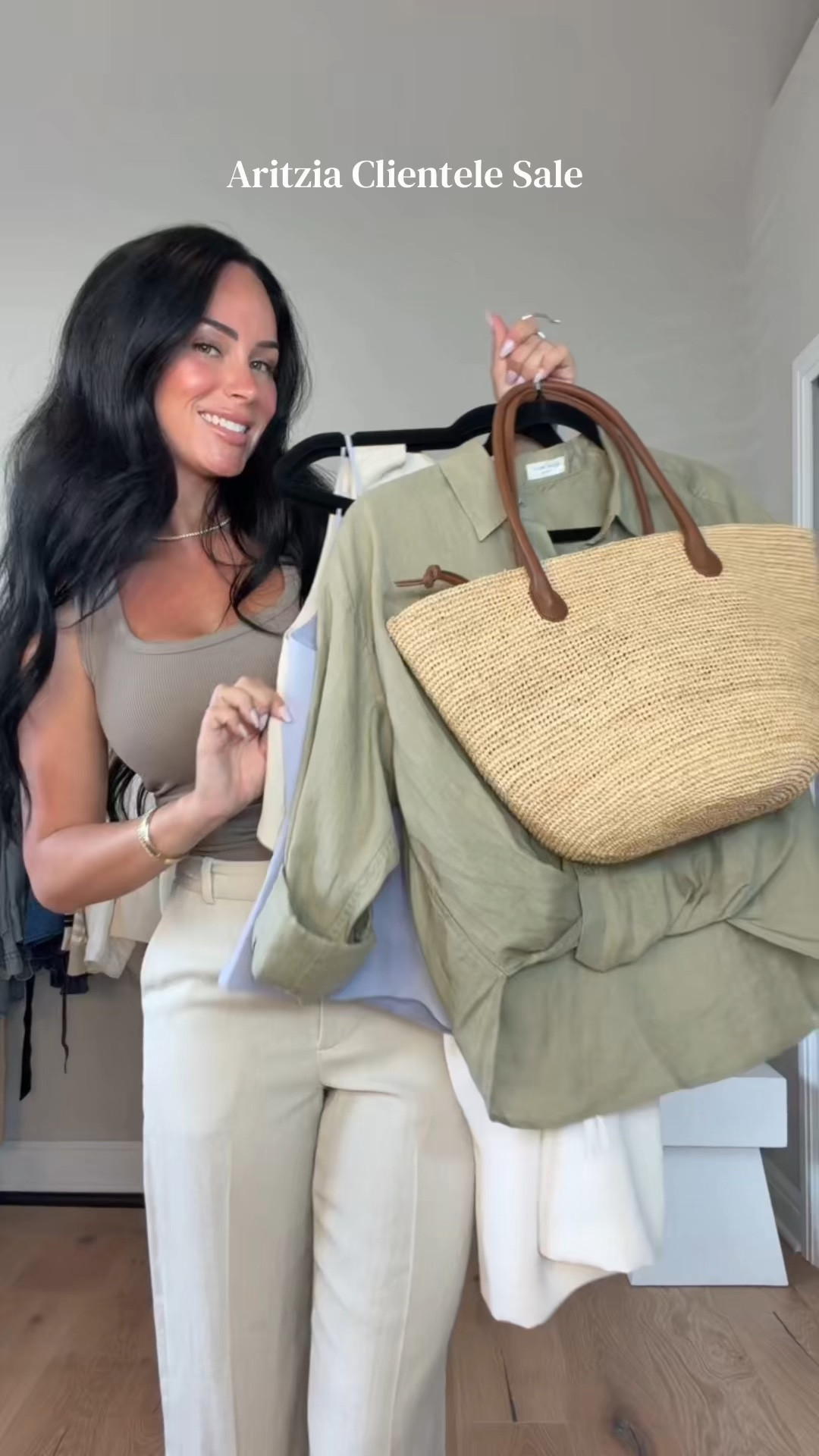 Aritzia’s Private Sunmer Sale is finally here 😍  20–50% off everything!!! Check your email/app notification to see when you can shop the sale. If you don’t qualify yet, don’t worry  the public sale is coming later this month.

 @Aritzia  #aritziapartner
My Sizing 5'7, 145lbs, 32dd
