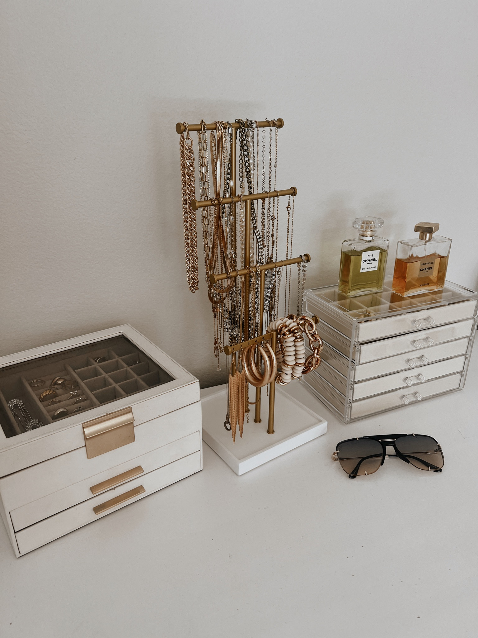 Jewelry Organization 

#jewelry #storage #organization #jewelryorganization #accessories #chanel #amazonfinds #perfume #fragrance 

#LTKbeauty #LTKfindsunder50 #LTKhome