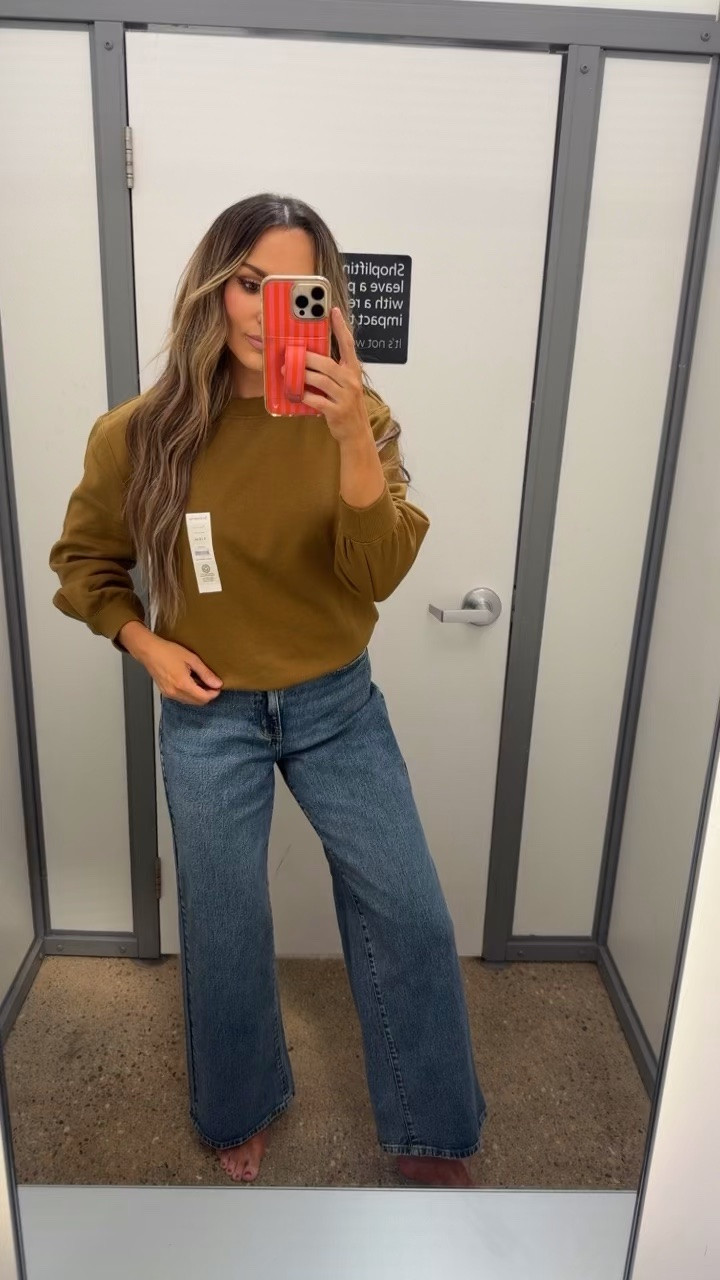 Fall staple! The cutest sweatshirt for such a good price! Wearing a small!

#LTKSaleAlert #LTKOver40