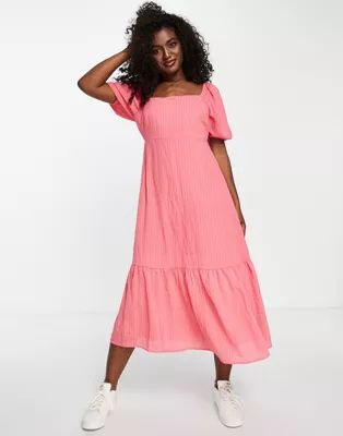 New Look square neck textured midi dress in pink | ASOS (Global)