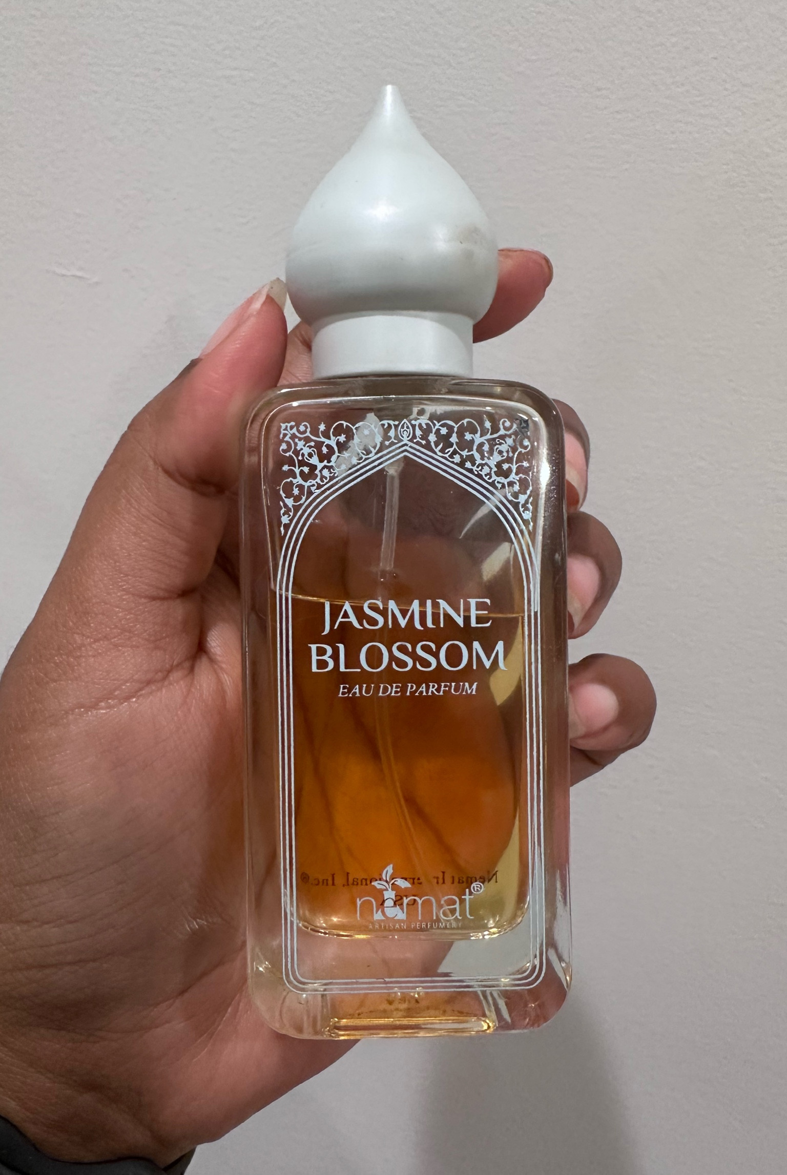 One of my favorite jasmine perfumes that also smells sweet 

#LTKBeauty #LTKFindsUnder100 #LTKSeasonal