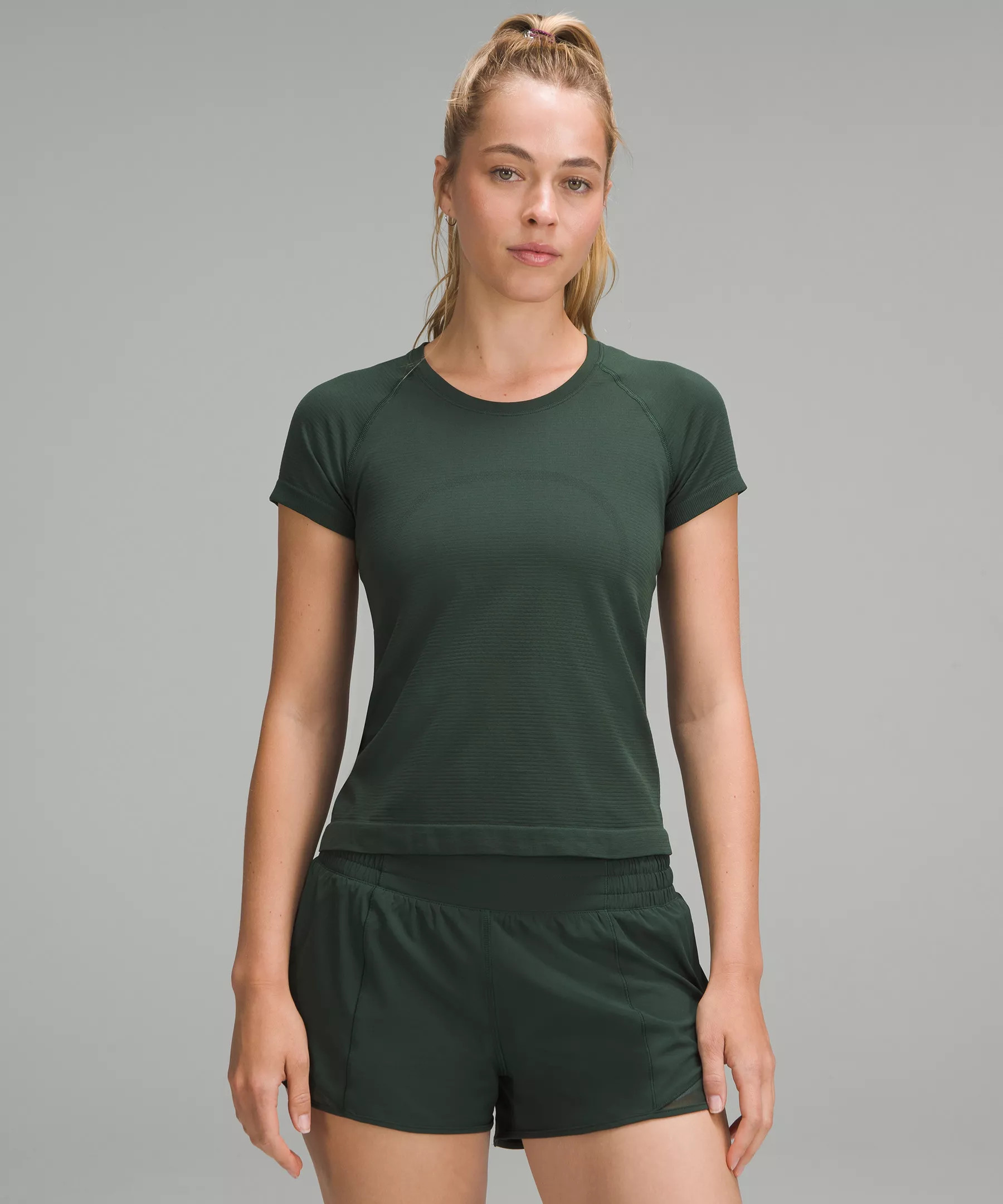 Swiftly Tech Short-Sleeve Shirt 2.0 *Waist Length | Women's Short Sleeve Shirts & Tee's | lululem... | Lululemon (US)