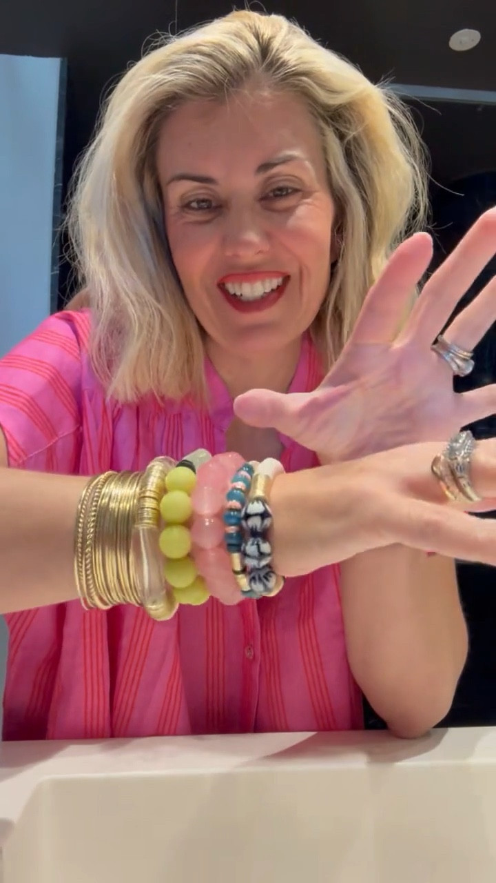 I’m SO excited y’all!! My new stack with Allie + Bess drops on February 24. They are having a 30% off sitewide sale right now & this is the perfect time to stock up on the gold bangles or any other goodness!!!
Allie + Bess code LOVE30 for 30% off
Sunshine Tienda code mixandmatch for 15% off 
Sprinkled with Pink code Catherine10 for 10% off
Top & Pants - xs
Swim - small top & medium bottom 
Hat - m/l


#LTKTravel #LTKdayinmylife #LTKSeasonal