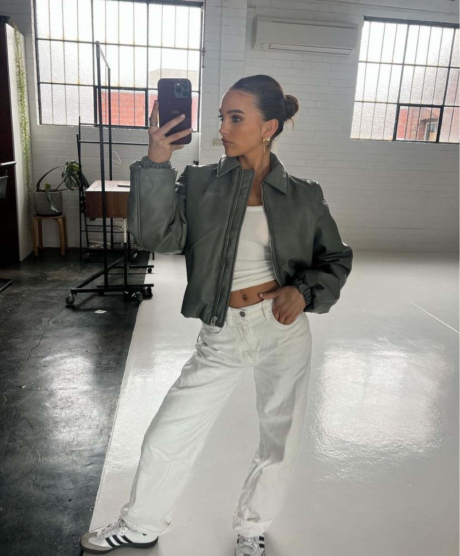 weekly mirror fit checks 🤍 shop my exact cream denim jeans below

#LTKFind #LTKstyletip #LTKaustralia