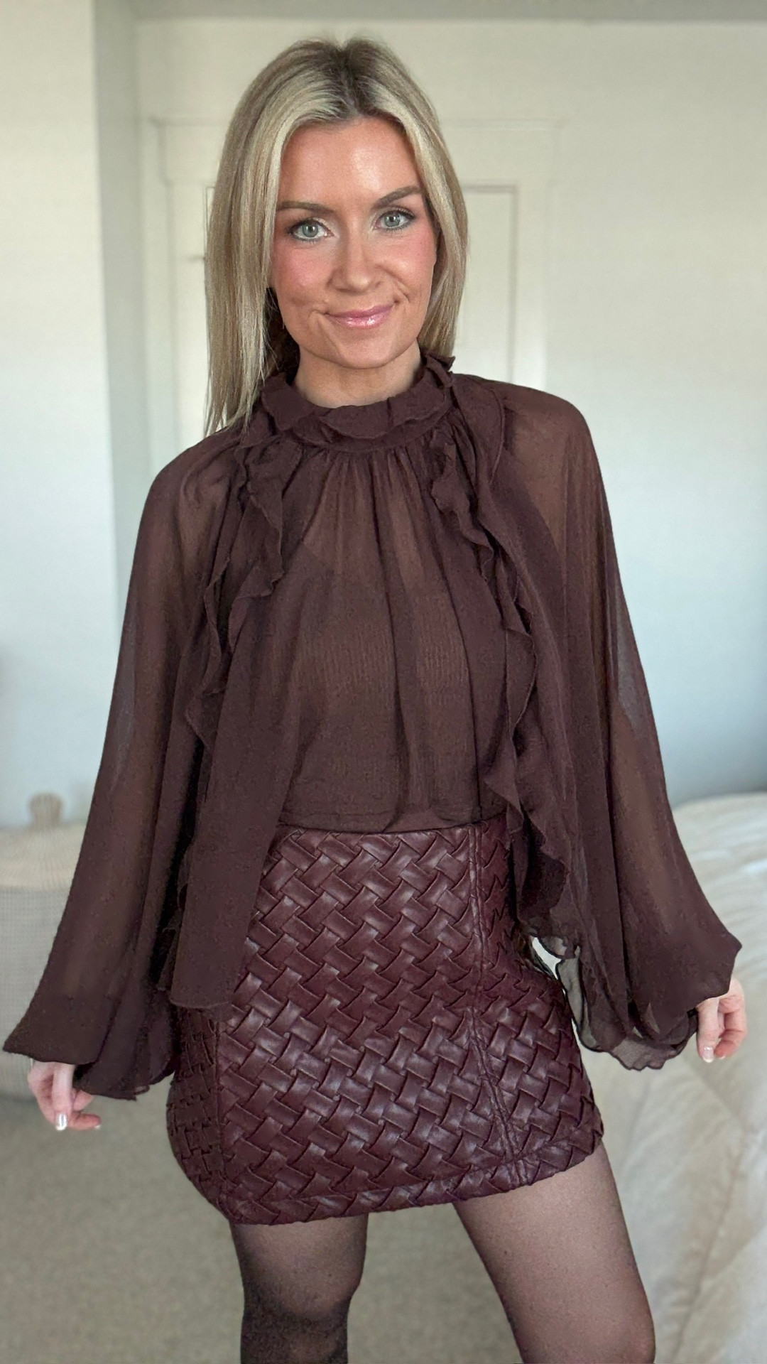 Dress: size small
Skirt: size medium
Shoes: true to sizee

Use code interstatestyle_12