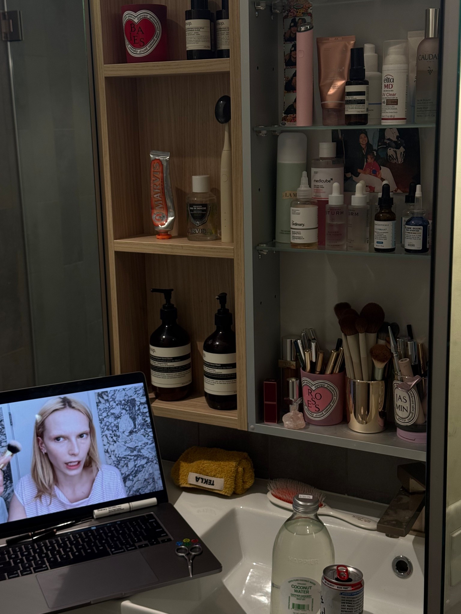 & im on dnd

a glimpse into my current beauty faves ✨

#LTKBeauty #LTKFindsUnder100