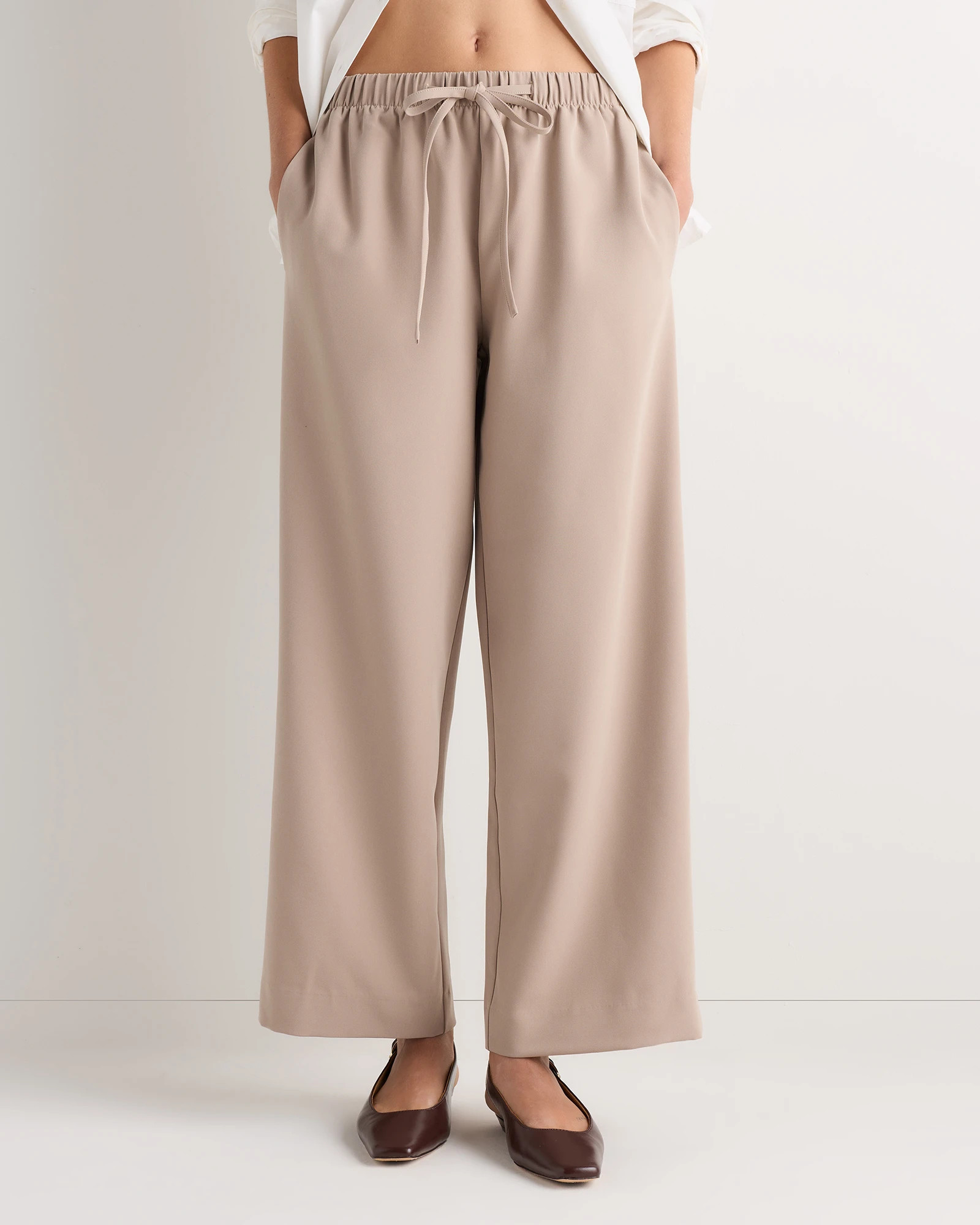 Quince | Women's Stretch Crepe Drawstring Wide Leg Pants in Coffee Bean Brown, Size Small, Polyester | Quince