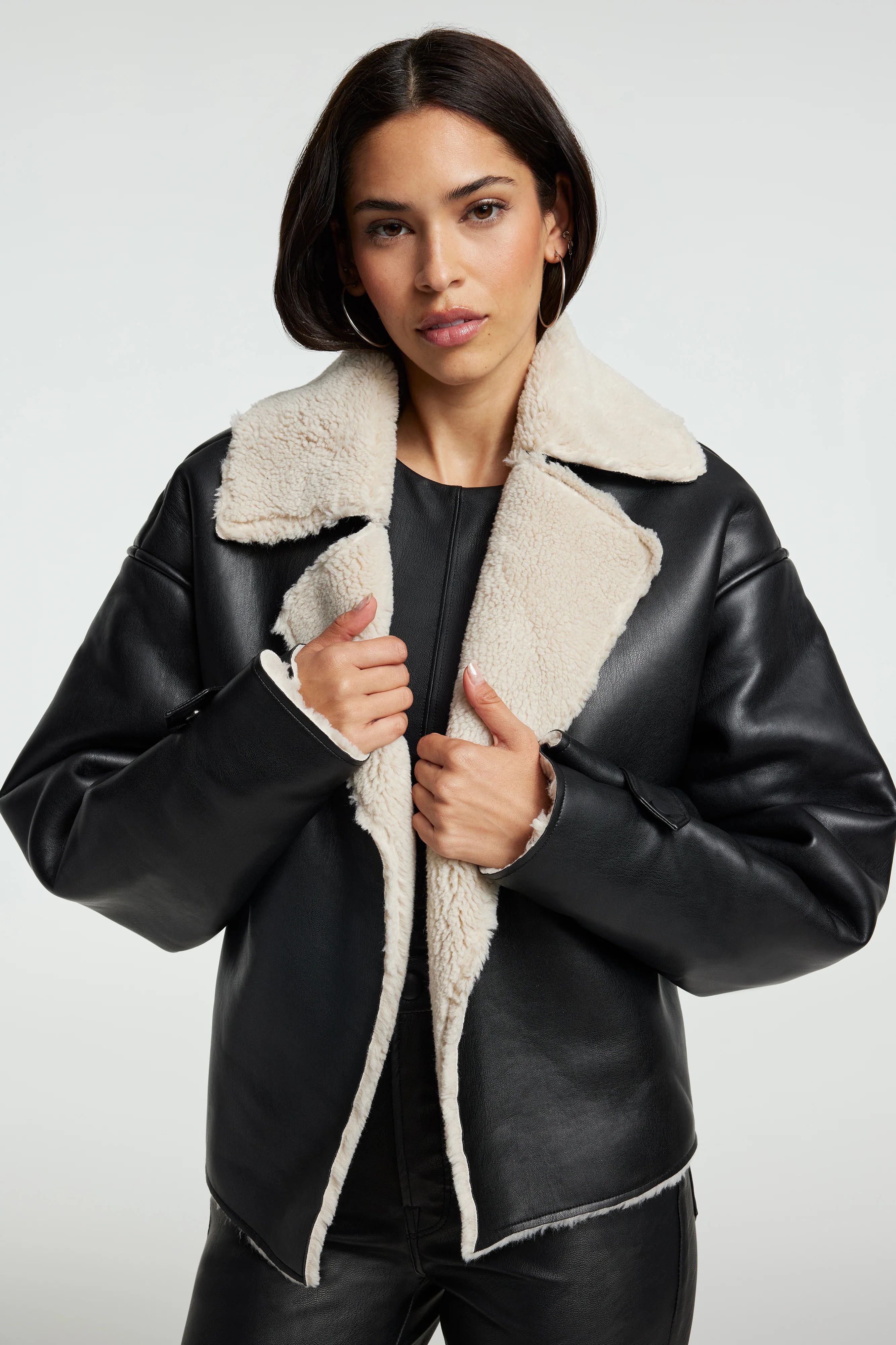 FAUX LEATHER SHEARLING JACKET | BLACK001 | Good American