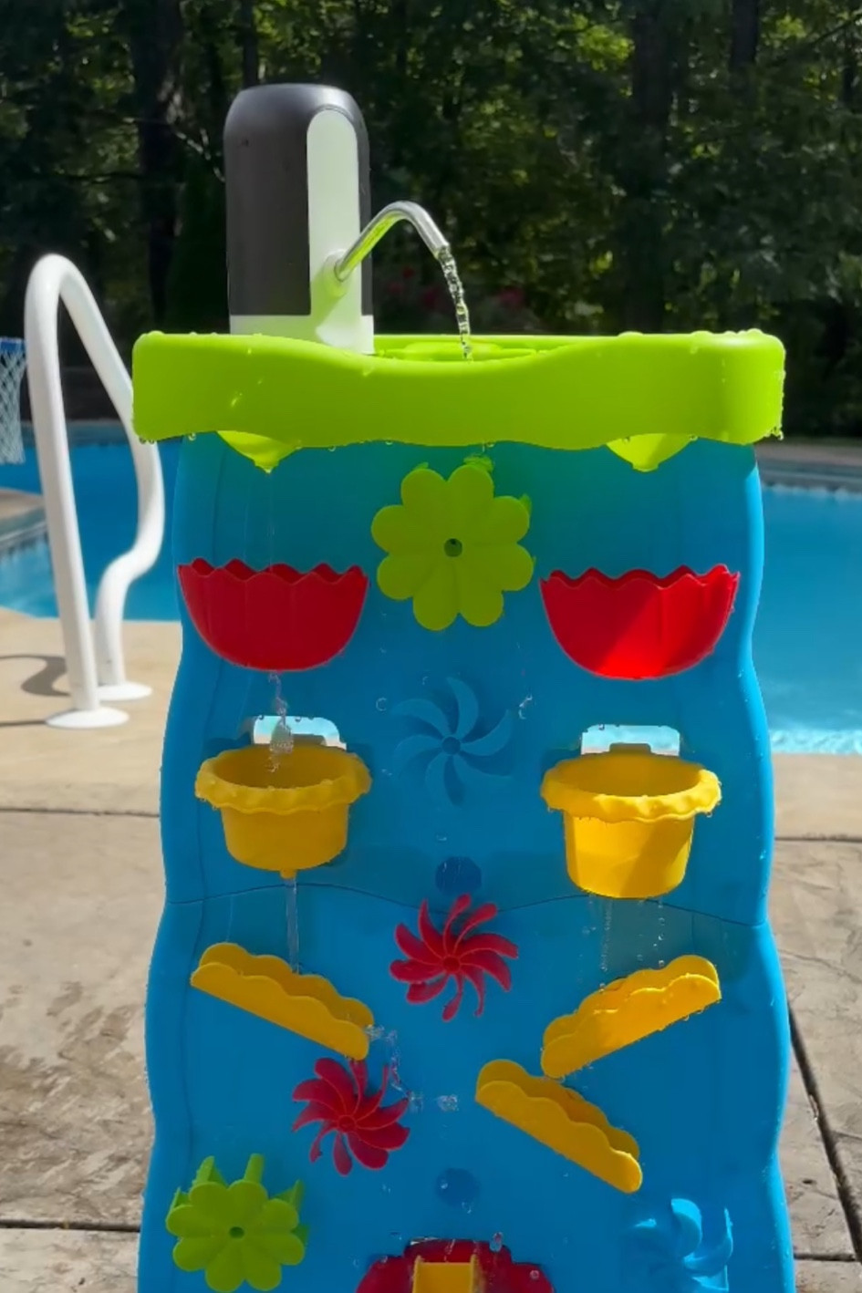 Fun toys to cool off + an electric dispenser to keep the water flowing! 