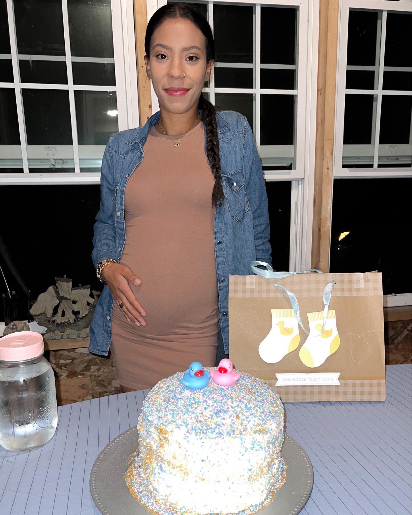 Surprise!! It’s a girl!!! 💕 so beyond excited.

Bump friendly dress xs @target
Gold lion necklace @target
Gold rings @target
Chanel lip balm @ulta
Poreless primer @ulta
Makeup @target

#LTKbump #LTKstyletip #LTKbeauty