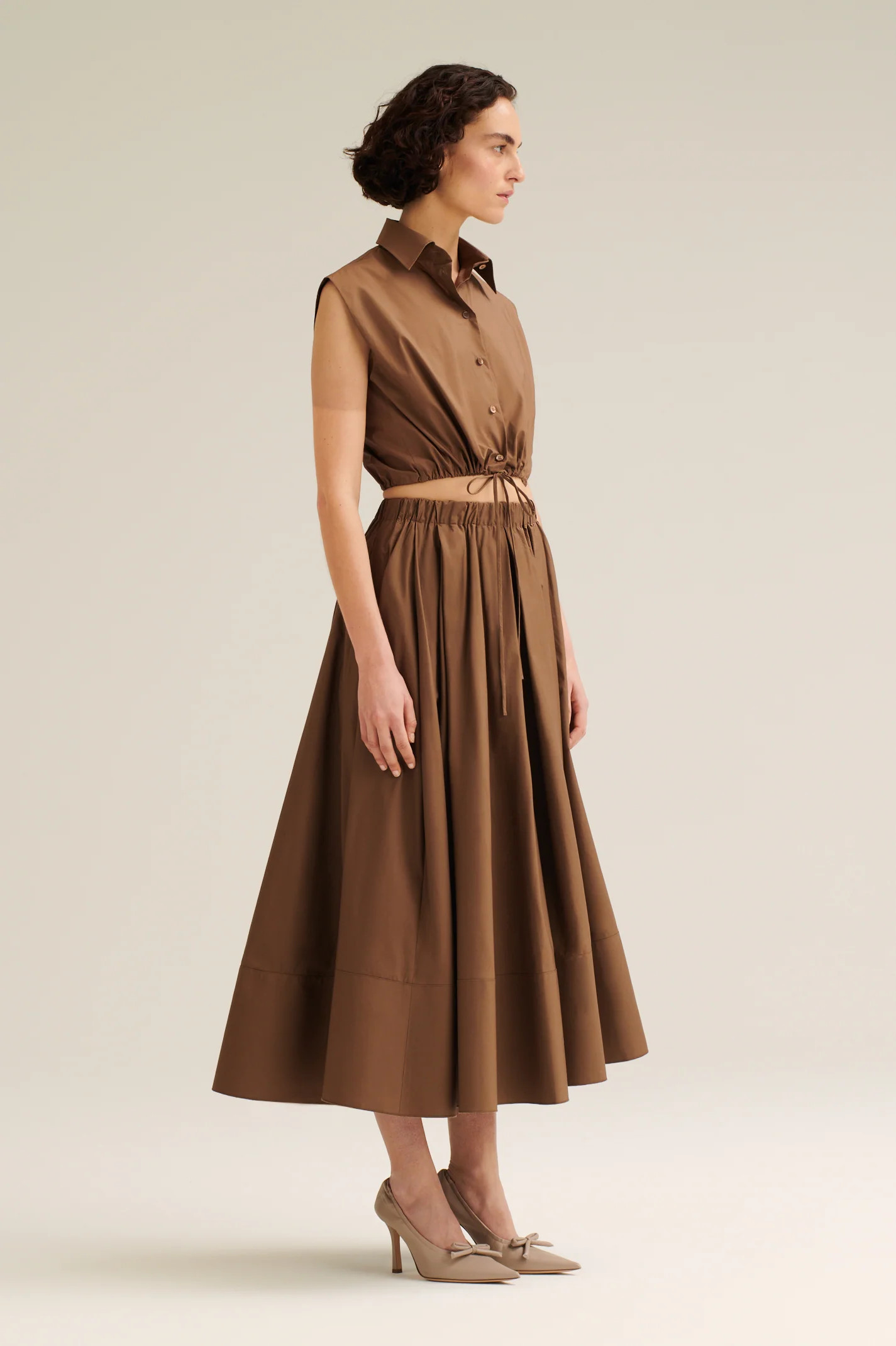 PARACHUTE SLEEVELESS CROP SHIRT - COCOA - Scanlan Theodore | Scanlan Theodore