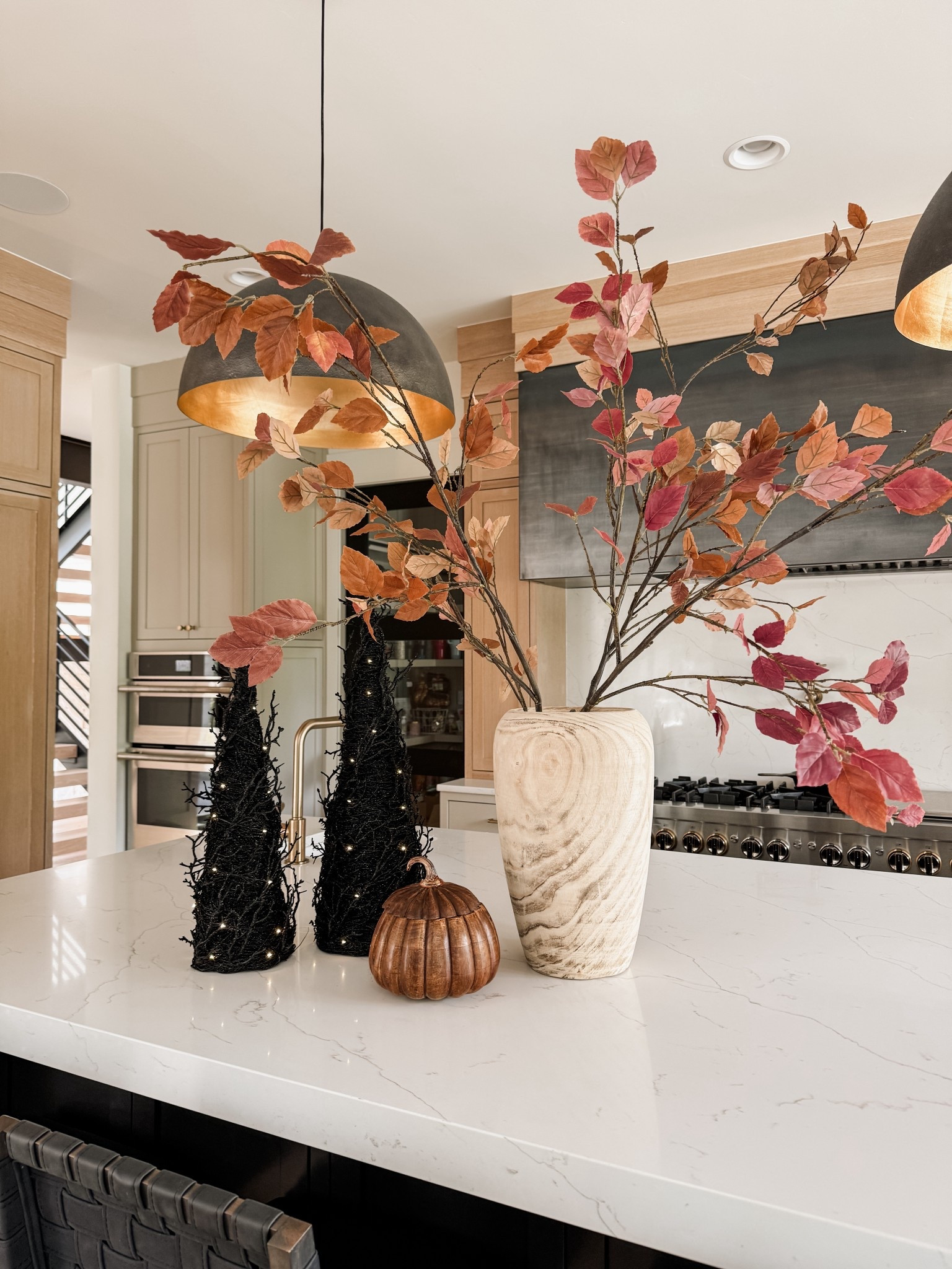 Sharing all of my favorite fall and Halloween decor. I got several new candles from Anthropologie and they smell so good.

#LTKHome #LTKStyleTip #LTKSeasonal