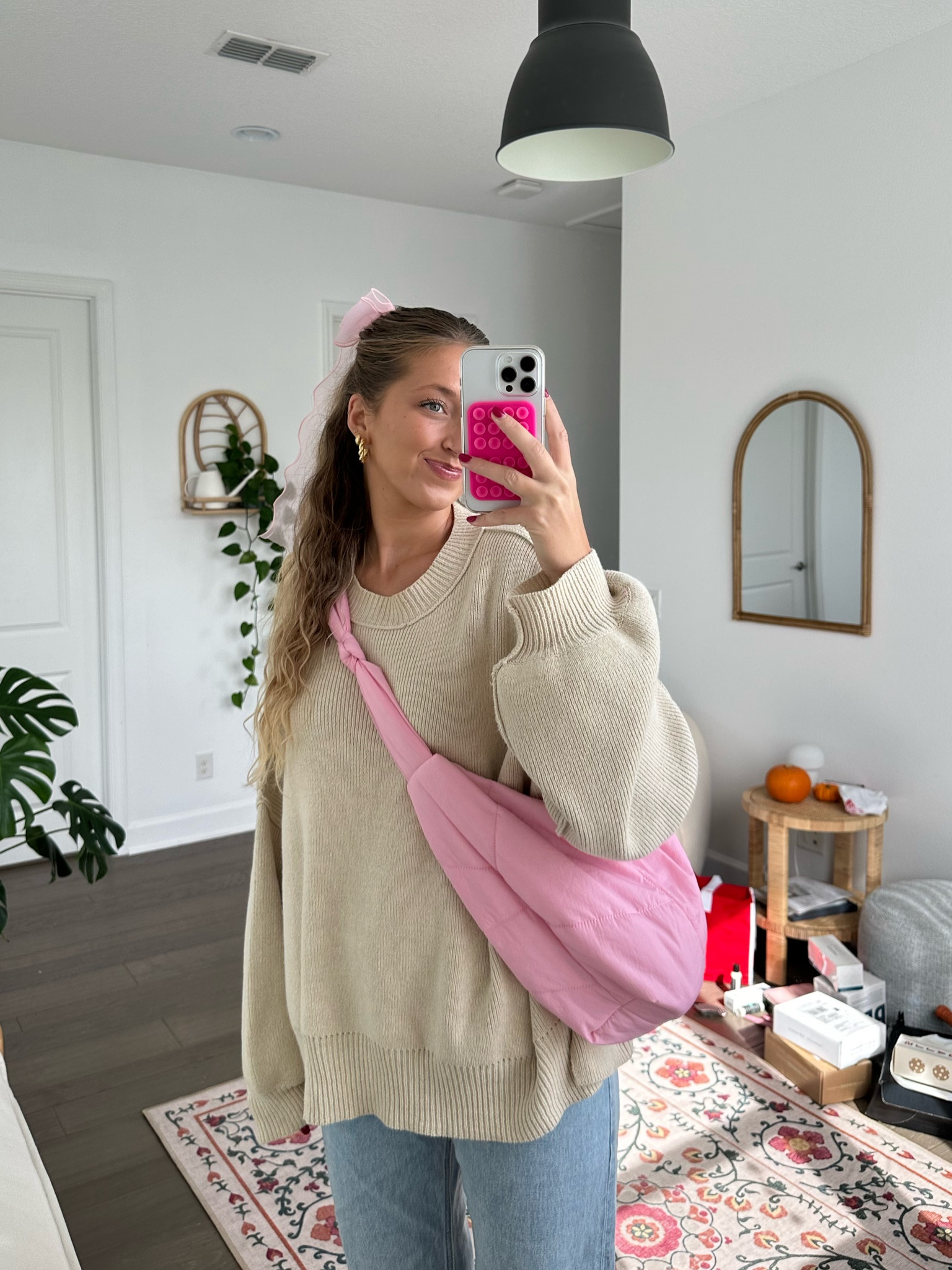 Feeling girly🎀 
Jeans: 30 light 
Sweater: XL 
Code: GRETA 

#LTKSeasonal #LTKstyletip #LTKbeauty