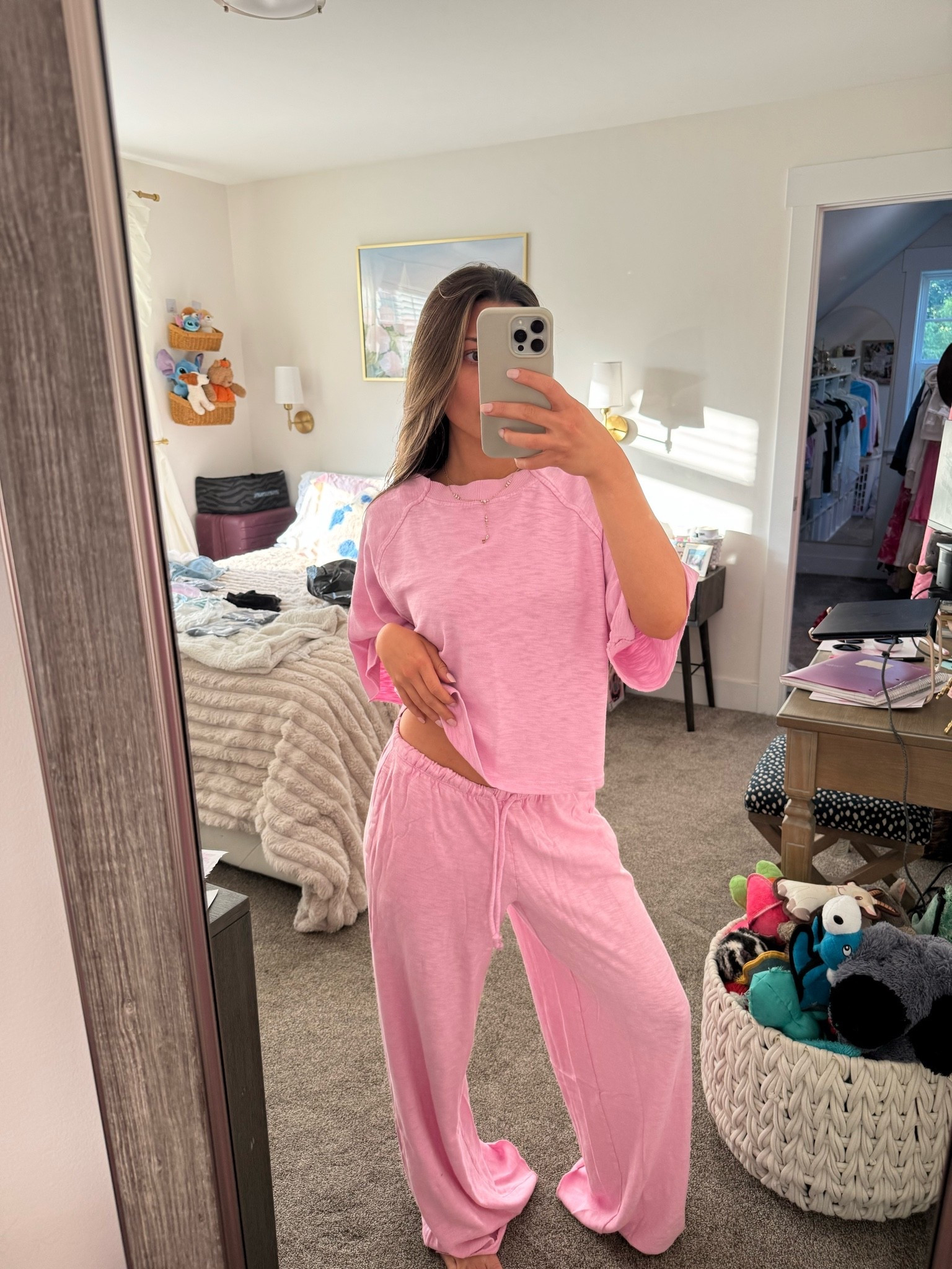 Everything in pink pls 🌸

#LTKgrwm #LTKootd #LTKdayinmylife