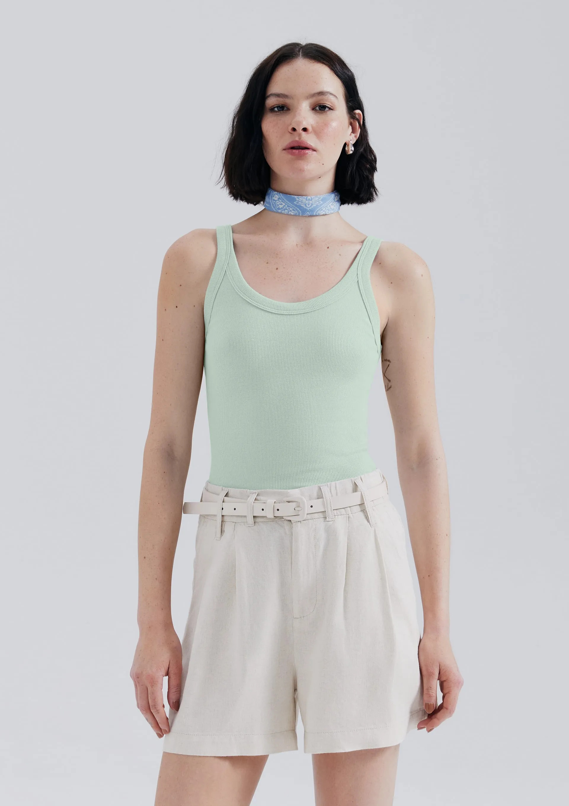 Regata Básica Feminina Slim Em Ribana Canelada - Hering Store | Hering (BR)