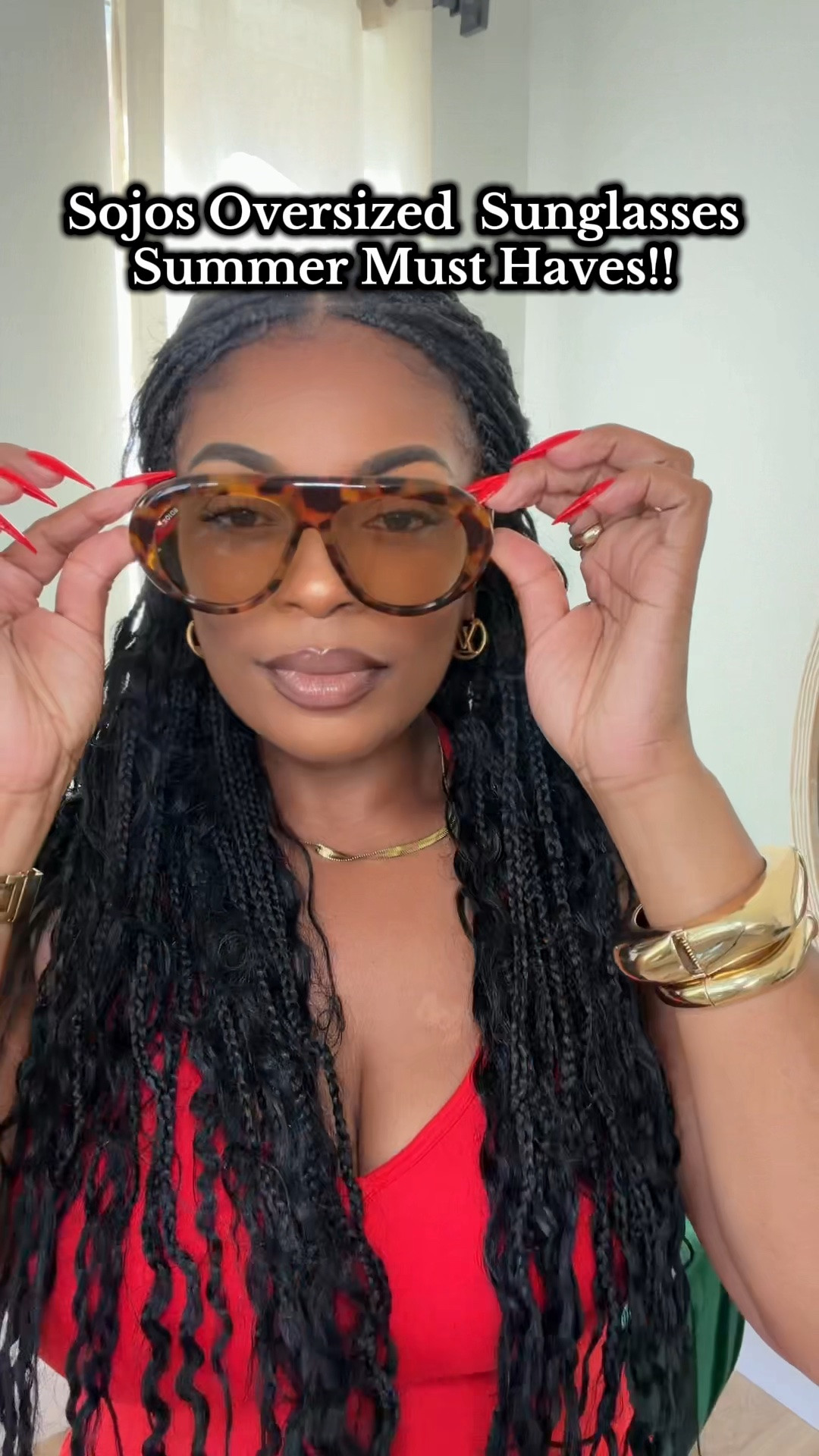 These sunglasses are definitely a summer must have! A good pair of shades can elevate any outfit so grab them now! #oversizedsunglasses #summermusthave #fashionsunglasses #tortoiseshellsunnies

#LTKootd #LTKSaleAlert #LTKmomlife