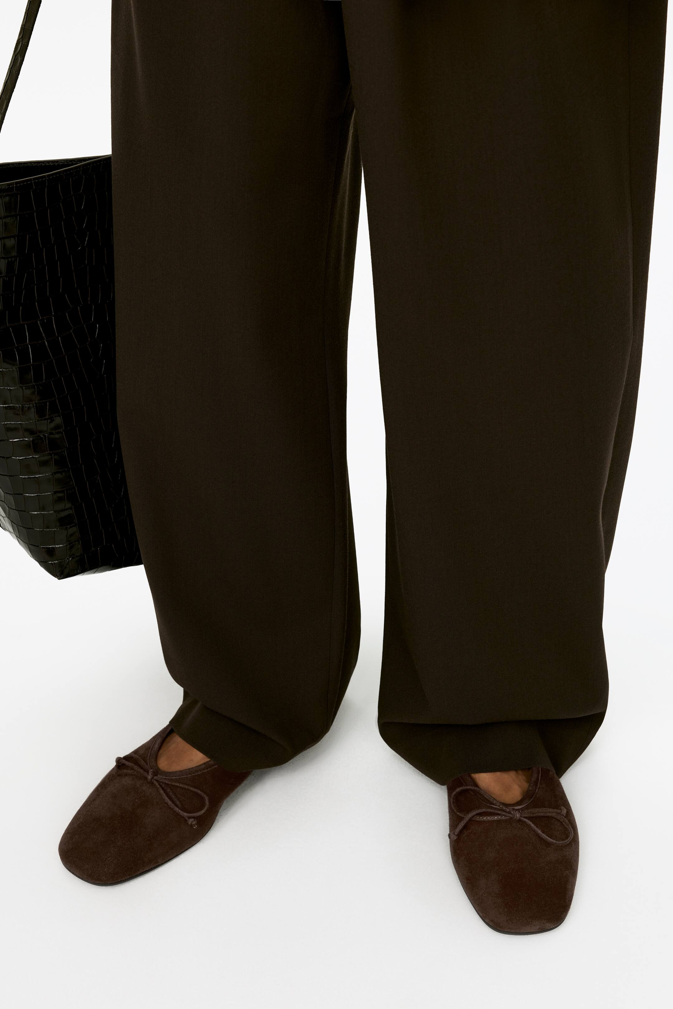 Suède ballerina | H&M (DE, AT, CH, NL, FI)