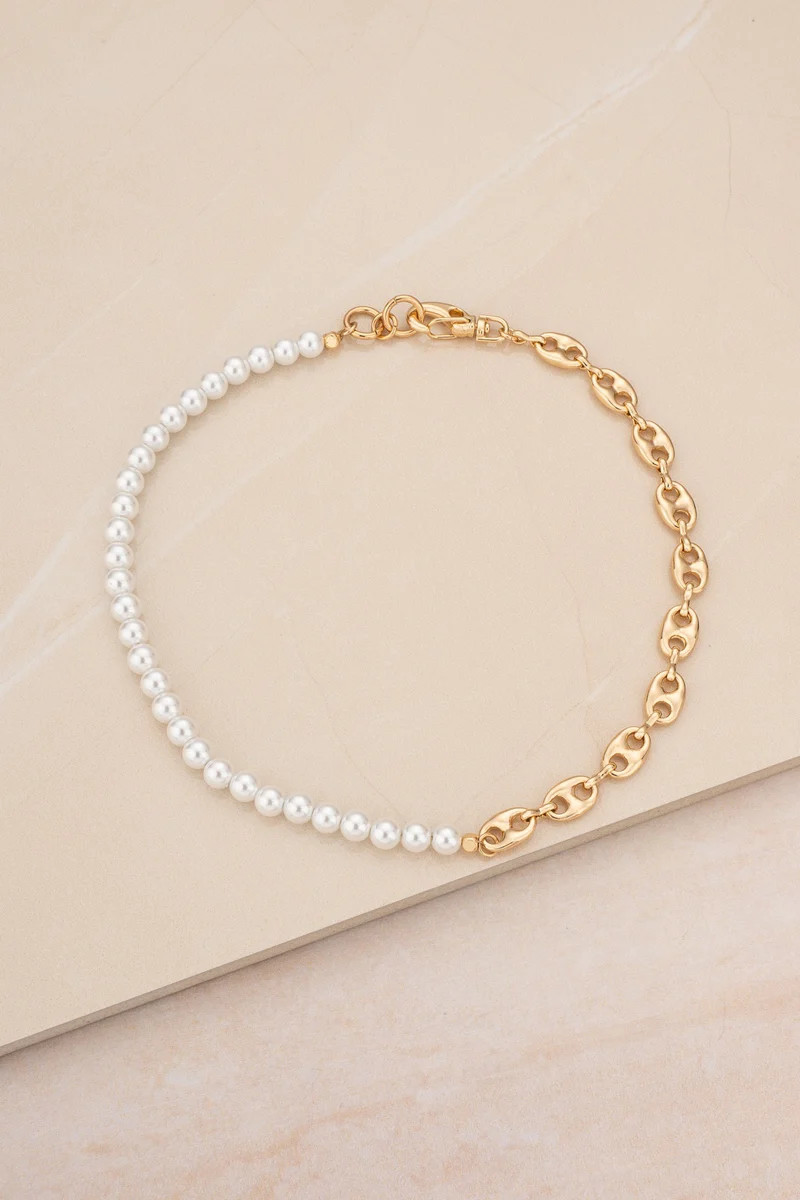 Pearl and 18k Gold Plated Modern Chain Link Collar Necklace | Ettika