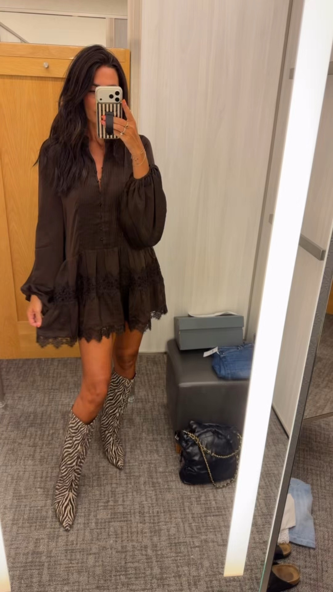 In a size 4

#LTKootd
