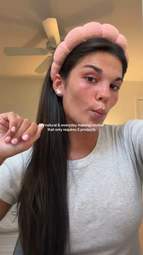 Makeup routine!

#LTKgrwm #LTKselfcare #LTKBeauty