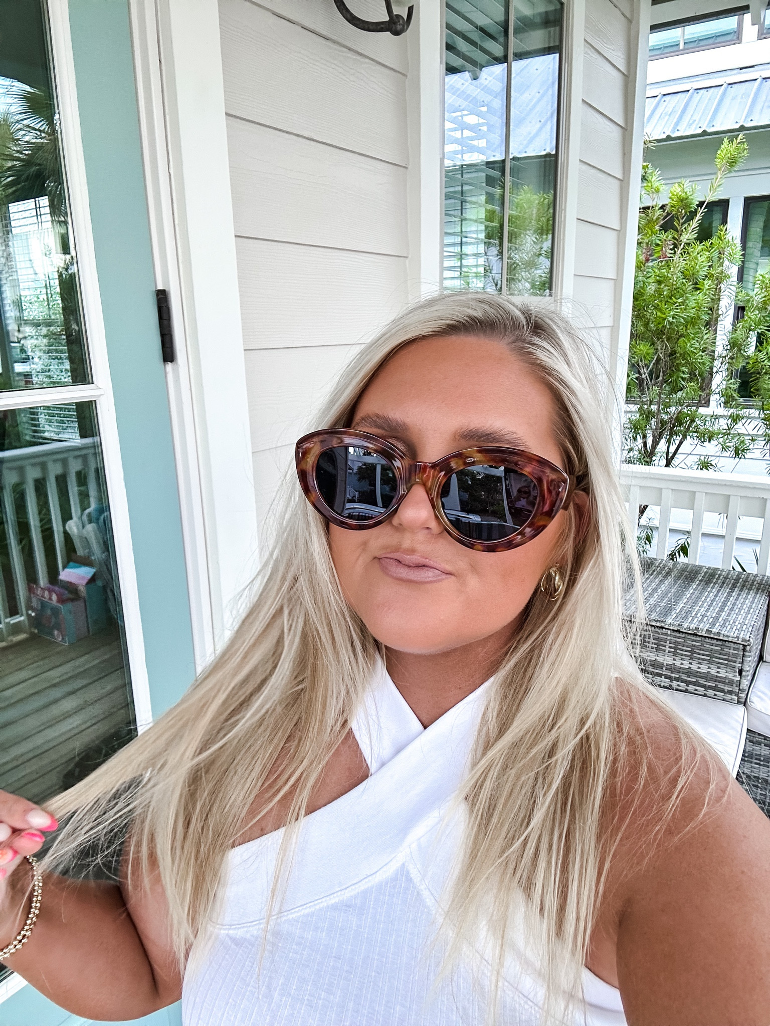 Amazon sunglasses. Merideth blake vibes. Summer looks 

#LTKSeasonal #LTKFind #LTKunder50