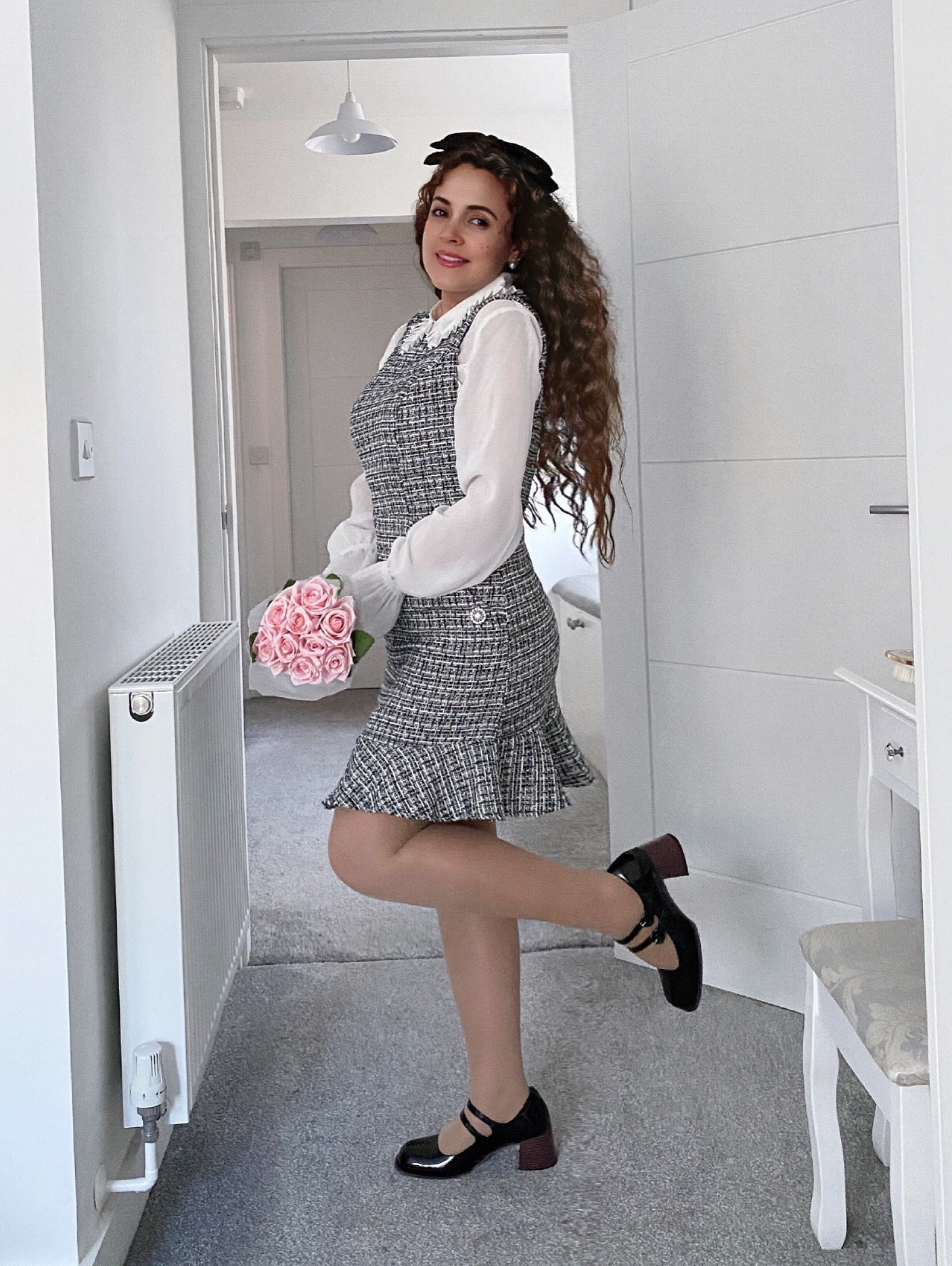 Valentine’s Day outfit with a hint of Blair Waldorf 🥰🖤🌸

🏷 #galentinesoutfit #valentinesoutfit #romanticstyle #valentinesaesthetic #ukfashionblogger #glamorousstyle #classygirl #elegantstyle #myparisstyle #parisianstyle #timelessfashion #femininestyle #fashiongals #fashionblogger #stylingtips #topfashiontrends #fashiondiary #pinterestgirl #gossipgirl #blairwaldorf #oldmoneystyle #ugccreator #styleinspo #momentsofchic #winteroutfit #winteroutfitinspo #winteroutfitideas #preppy #ltkeurope #ltkstyletip

#LTKstyletip #LTKeurope #LTKSpringSale