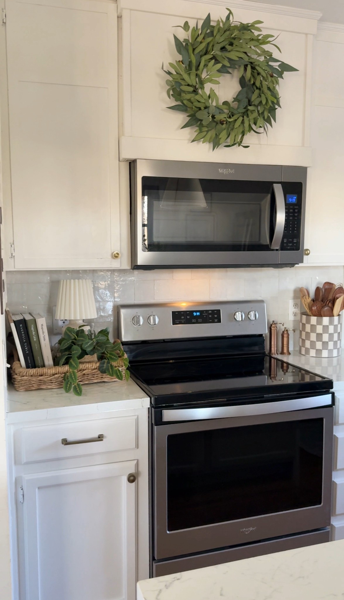 Summer kitchen views 

Simple countertop styling 

#LTKSeasonal #LTKHome #LTKSummerEdit