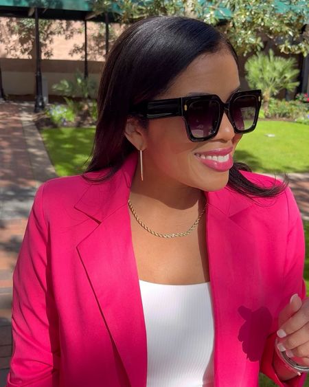 I love this pink boyfriend blazer that I paired with leggings and a stylish pair oh Nikes 

#LTKSeasonal #LTKunder50 #LTKstyletip