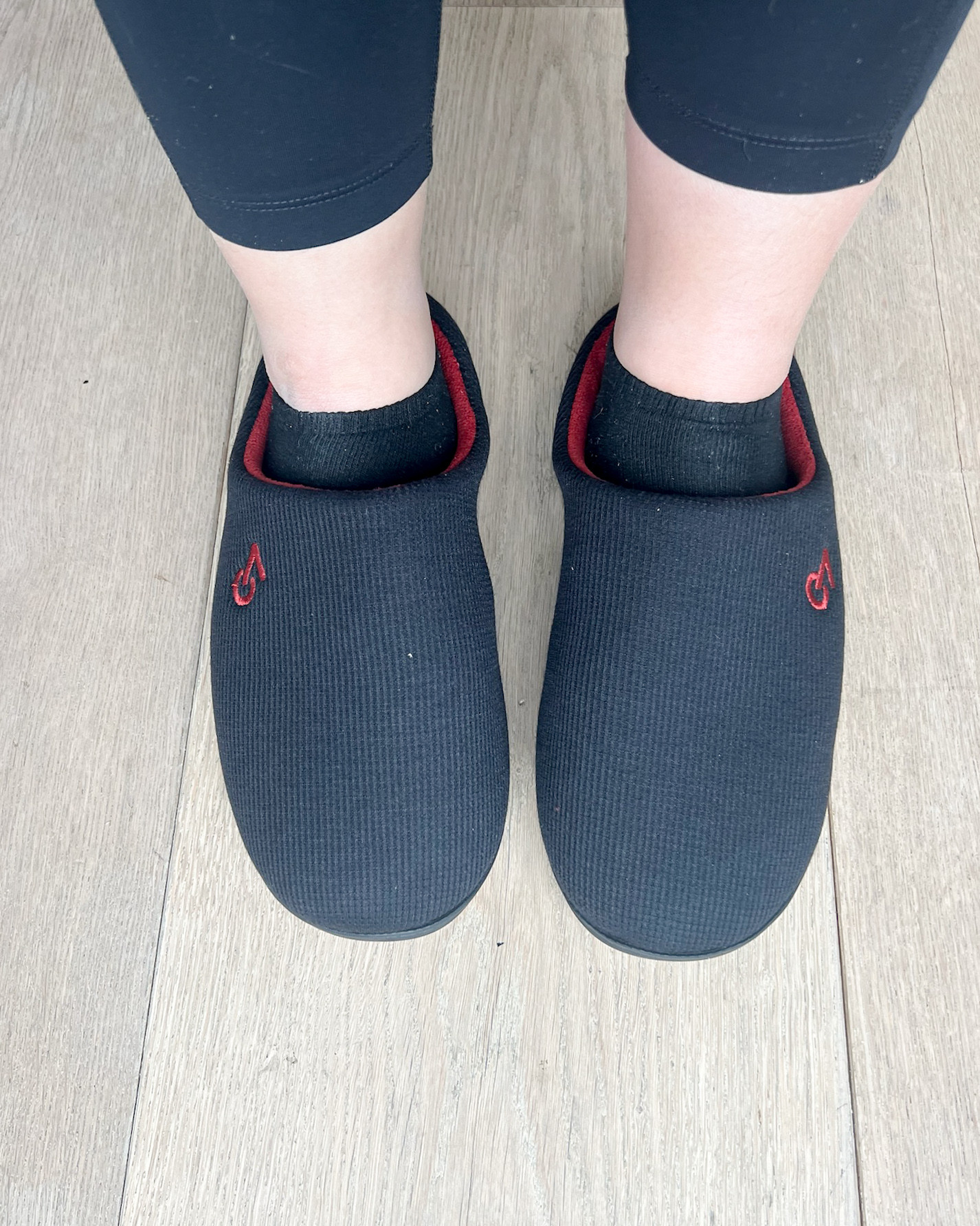 Treat your feet to luxury with these Two-Tone Memory Foam Slippers! ☁️💫 Designed with ultra-soft foam and a sleek design, they make every step feel like a warm hug 🏠💕 Whether it’s a lazy Sunday or a cozy night in, these slippers are pure bliss! 🌸

#CozyHome #AmazonHomeFinds #LTKComfort #LoungeEssentials #HomeStyle #MemoryFoam #CozyDays #RelaxAndUnwind #StayHomeInStyle #ComfortFirst #SlippersOfTheDay #LTKFinds #SoftAndStylish #HomeVibes #SelfCareEssentials 

 