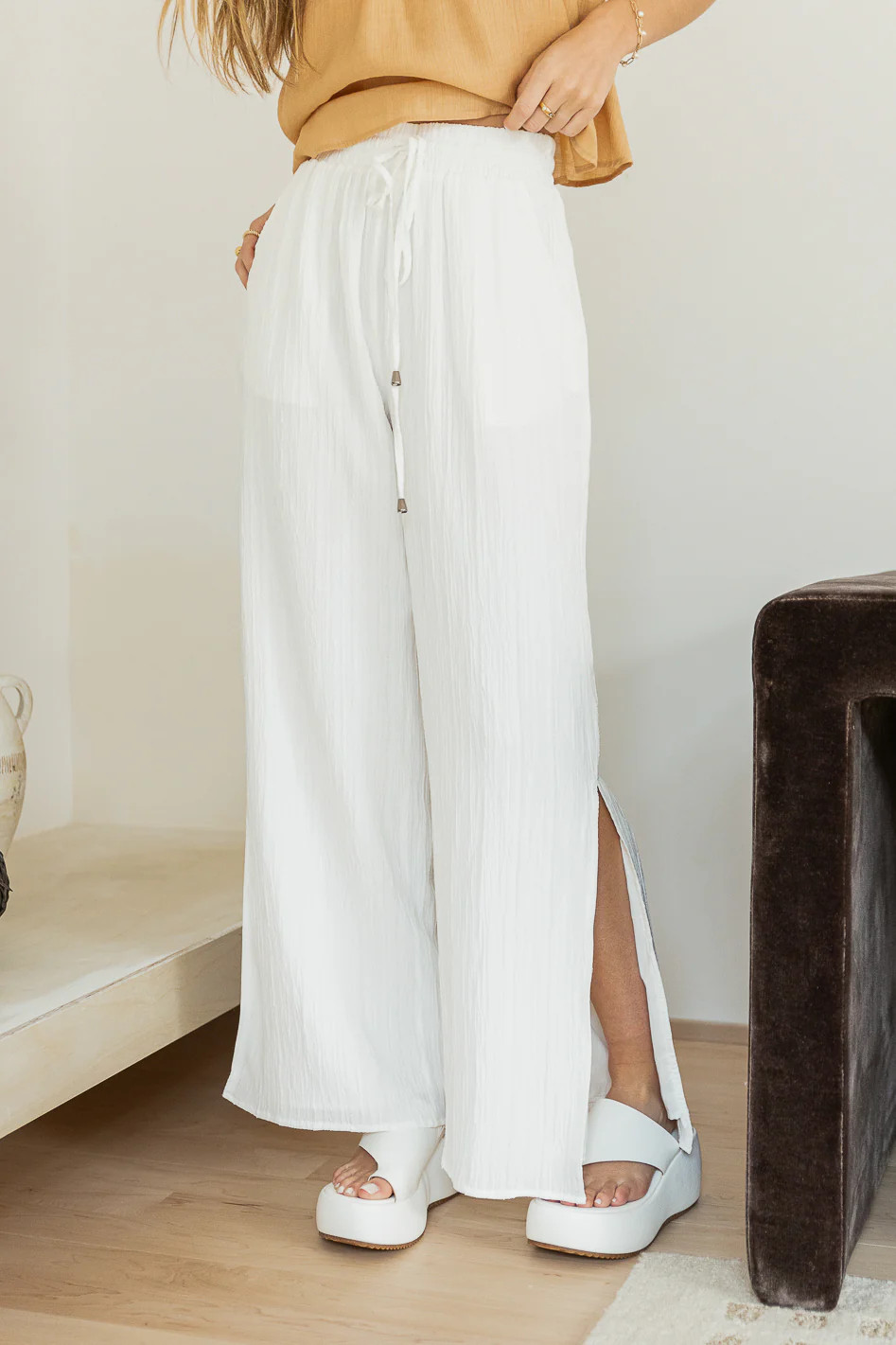 Tia Wide Leg Pants in White | Böhme US