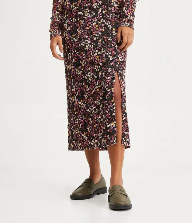 Vestido New Midi em Renda com Busto Franzido e Estampa Floral Multicores | Renner (BR)