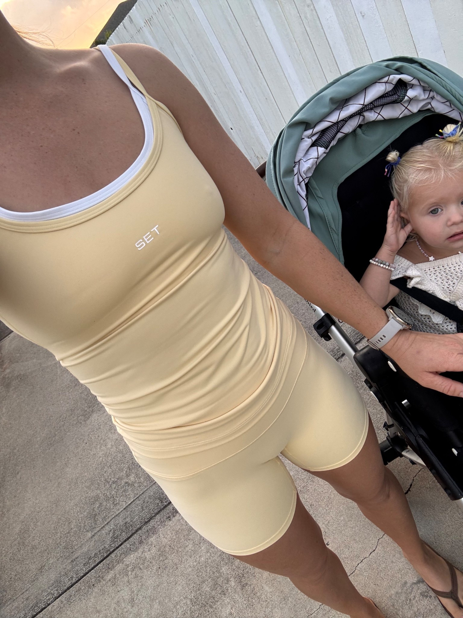 butter yellow set for spring! ⭐️🐥