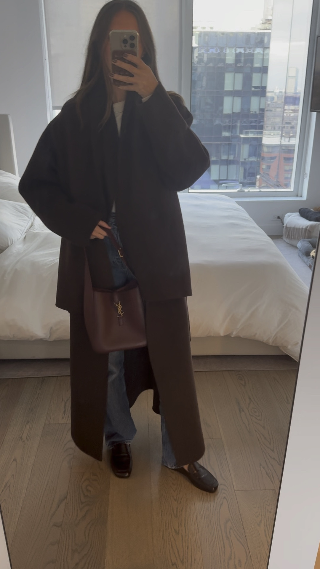 Back in coats 🤎

#LTKU #LTKShoeCrush #LTKStyleTip